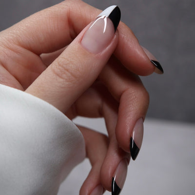 Blanc & Noir Duo Set