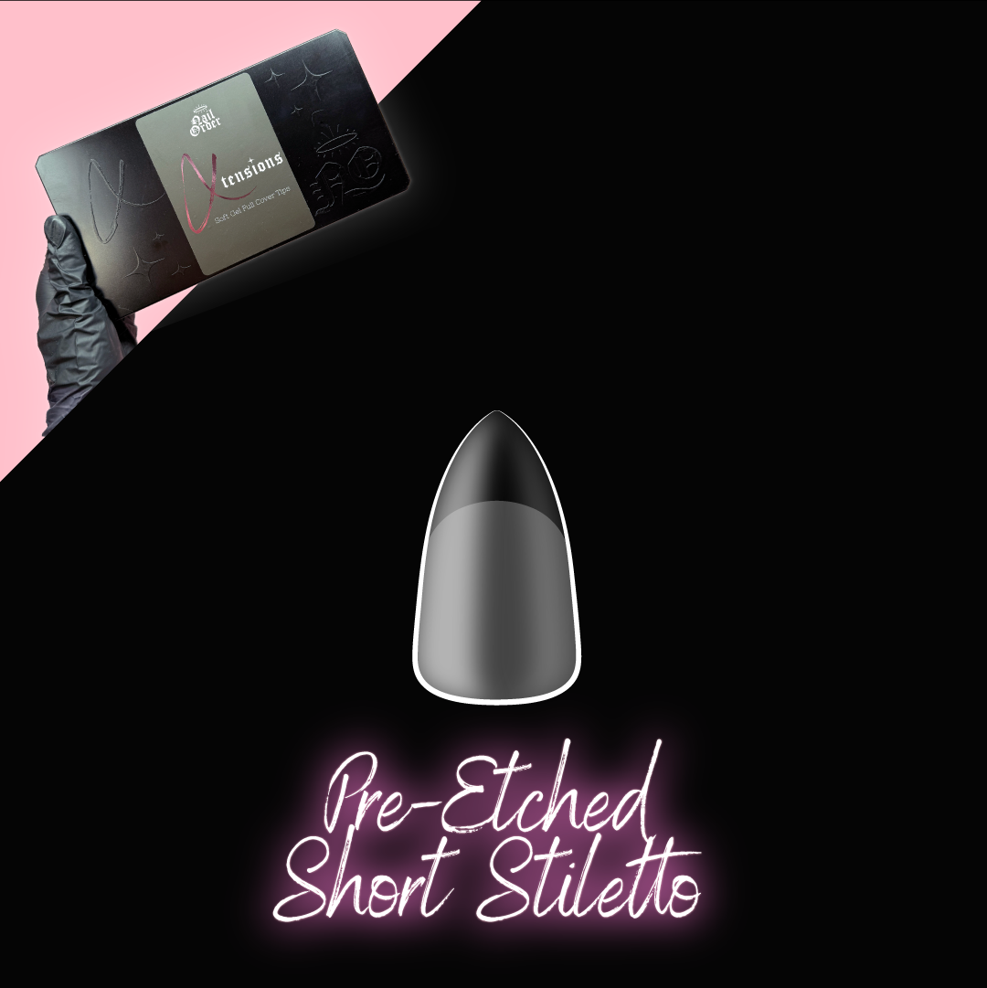 Vorgeätzte kurze Stiletto-Box mit Tipps