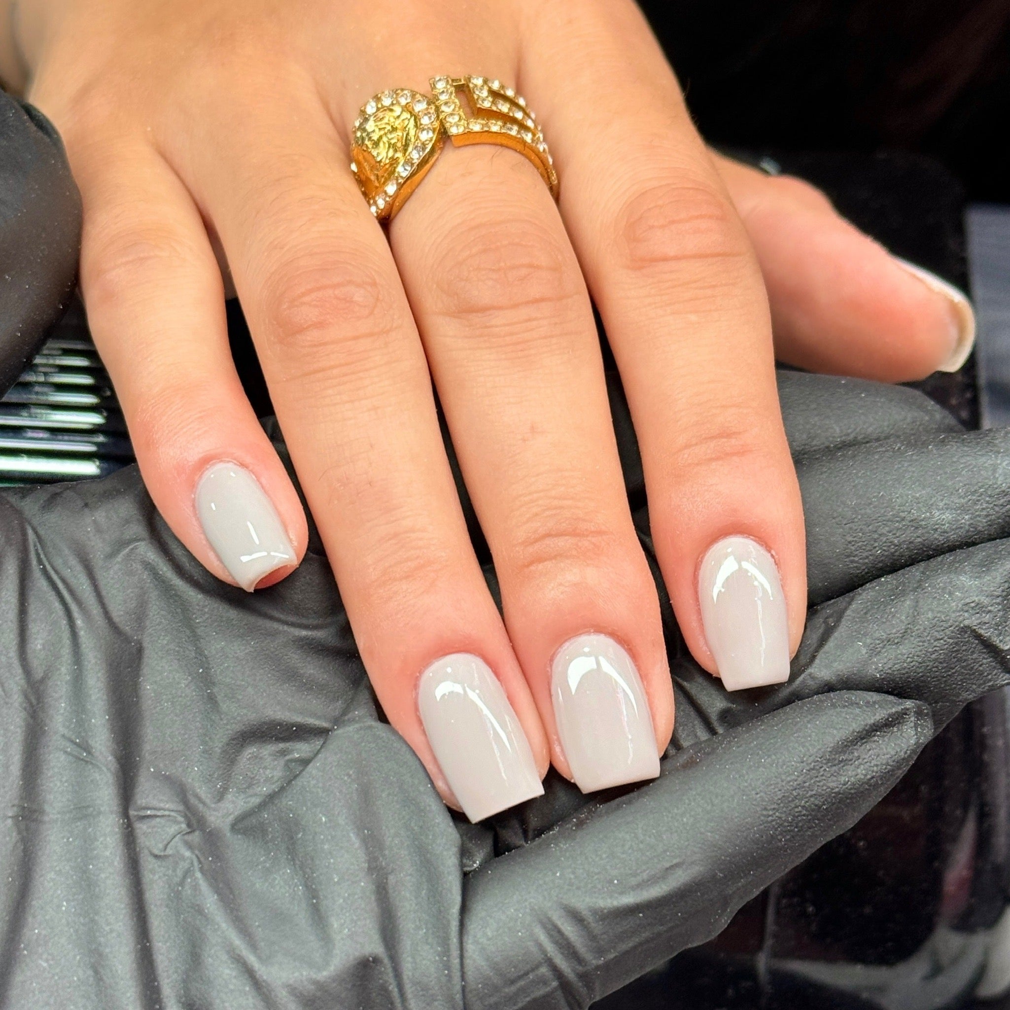 GRANGE COLOR GEL POLISH グランジェ Greige Gel Polish 15g - Sleek Grey-Beige Neutral | Nail Order